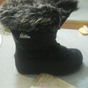 Boots with the  FUR,,,,